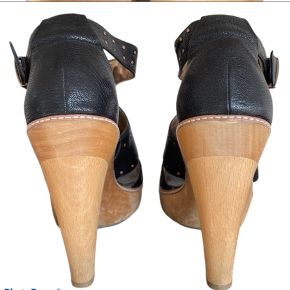 BANANA REPUBLIC black leather stud heeled clog sandal - Picture 6 of 7